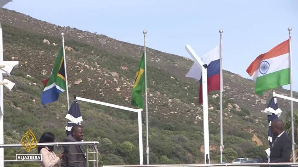 O BRICS poderia desafiar o domínio dos EUA na economia global?