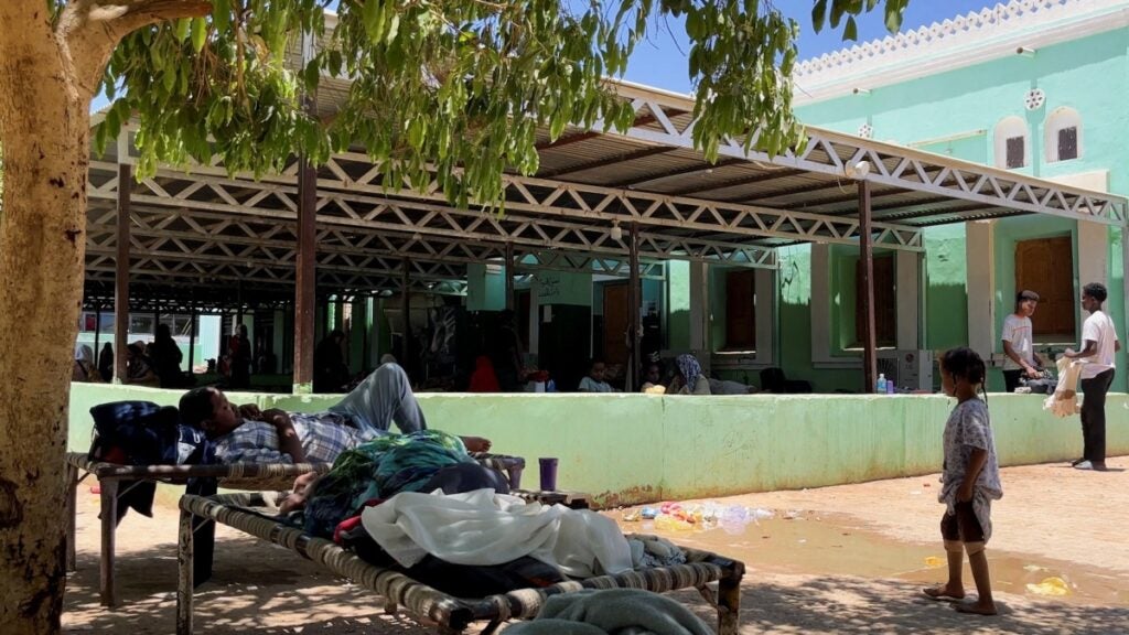 Preso no limbo: Desespero e frustração na fronteira Sudão-Egito