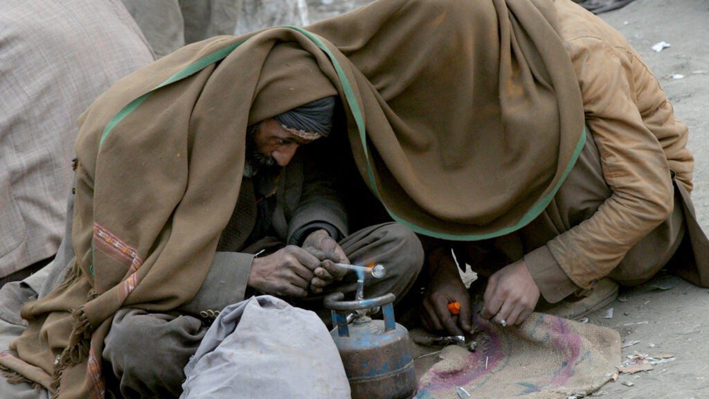 Uma segunda chance: por dentro da crescente epidemia de drogas no Afeganistão
