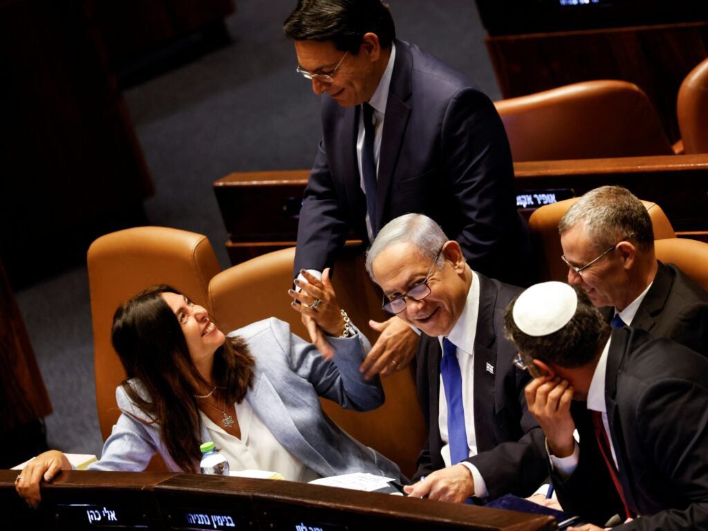 O que vem a seguir para Israel após o projeto de reforma judicial de Netanyahu?