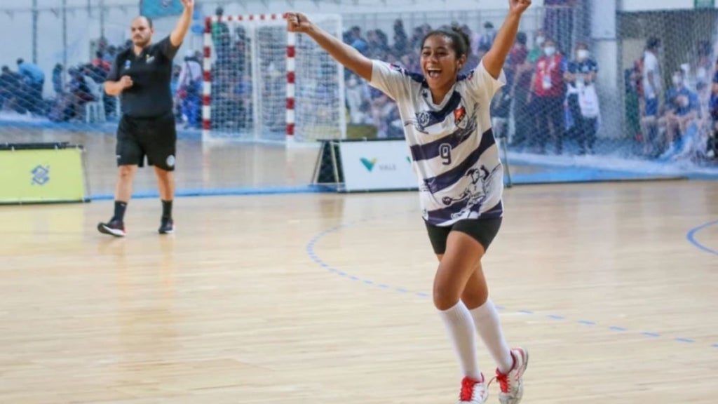 Estudante piauiense de 14 anos vai disputar o Sul-Americano de handebol no Paraguai