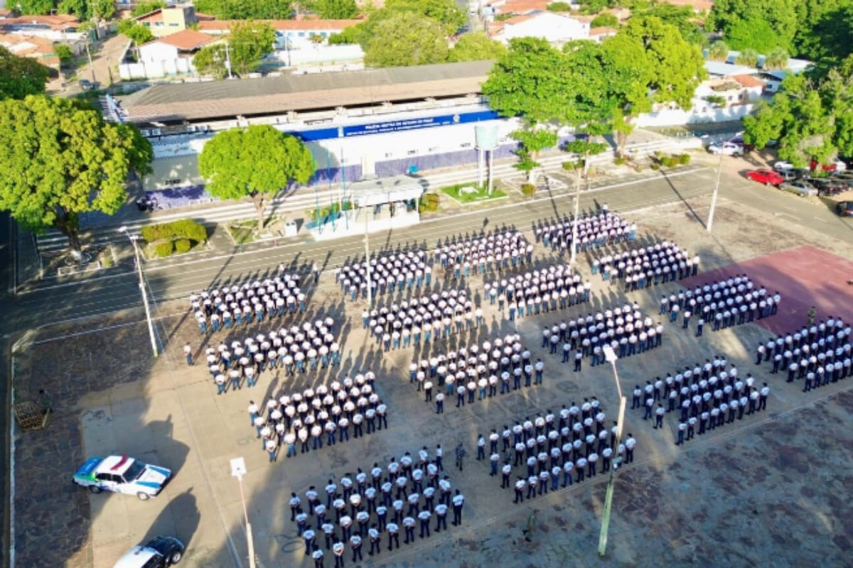 Formatura de 650 Soldados e solenidade do curso