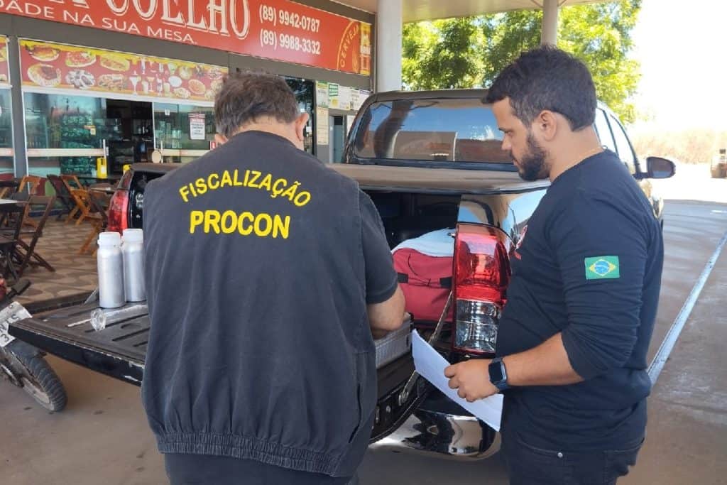Procon/MPPI autua revendas clandestinas de gás no Piauí